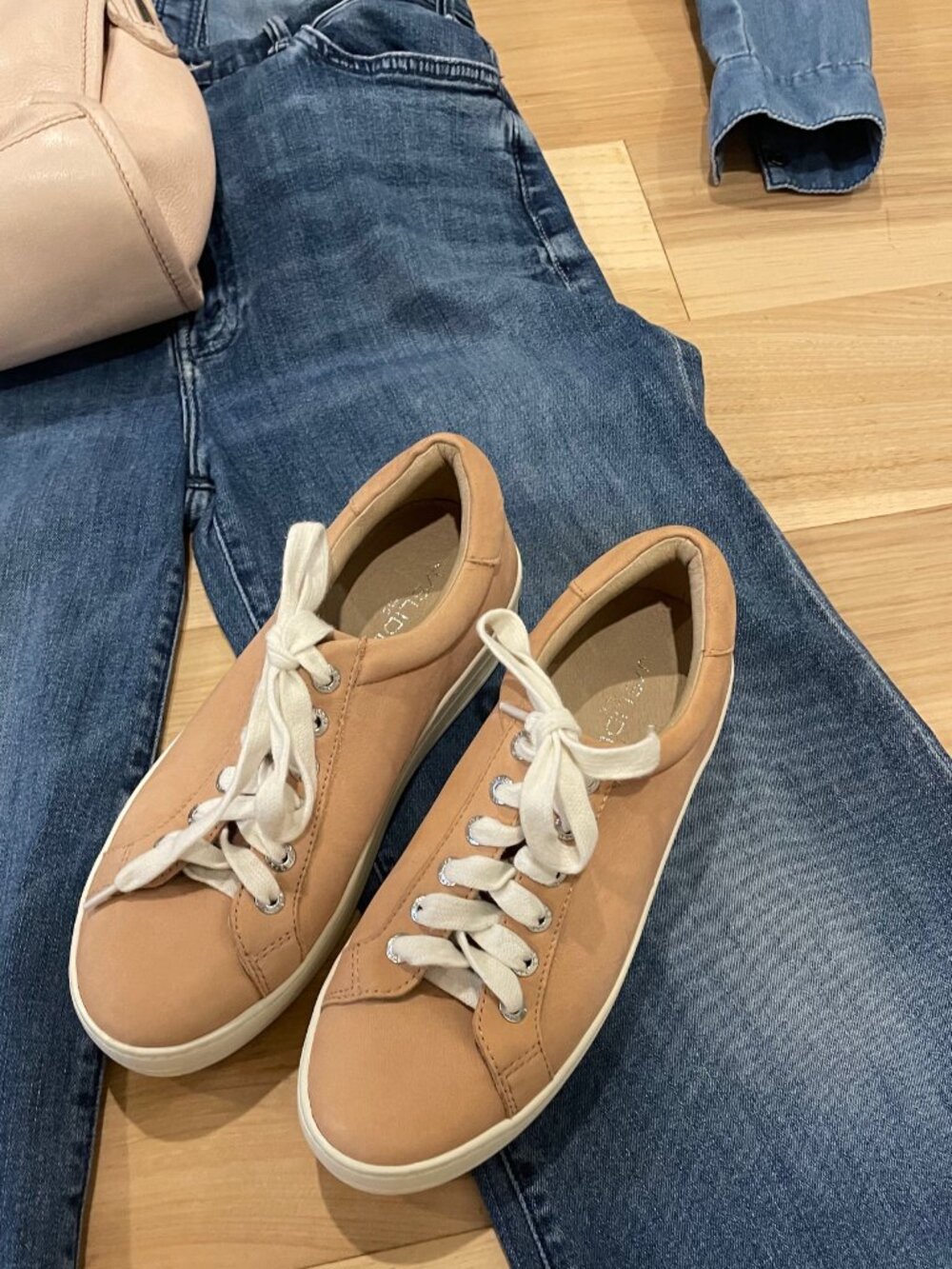 J/Slides Hippie Blush Platform Sneaker size 6